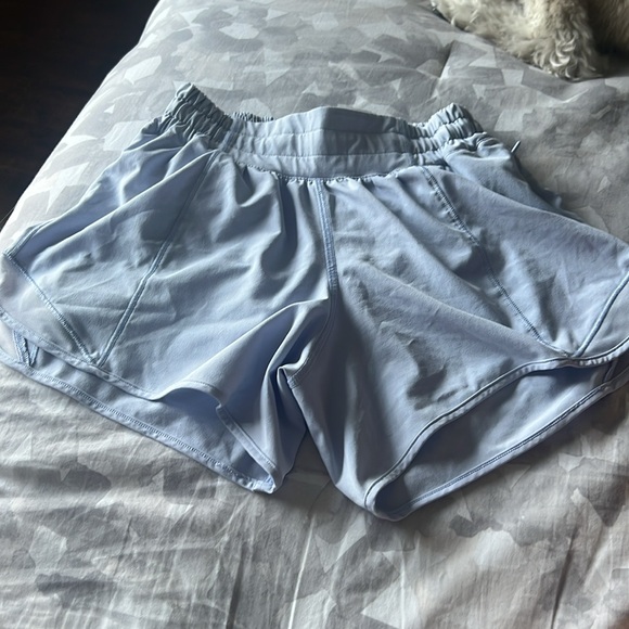 Lulu Shorts - Picture 2 of 4